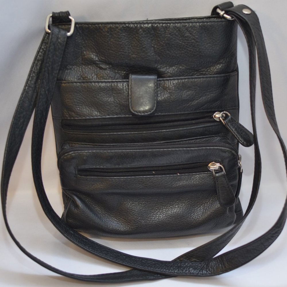 Wilson's Leather Black Crossbody Bag